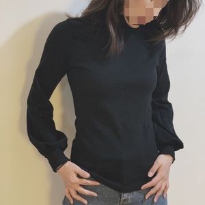 💕Stylish Black Turtleneck w/ Ballon Sleeve Top💕